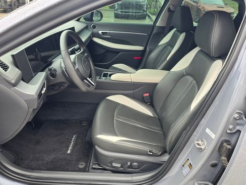 Certified 2024 Hyundai Sonata SEL w/ Convenience Package FWD image 11