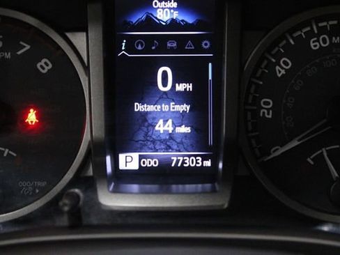 Used 2018 Toyota Tacoma Limited image 38