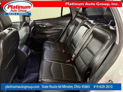 Used 2021 GMC Terrain SLT FWD image 27