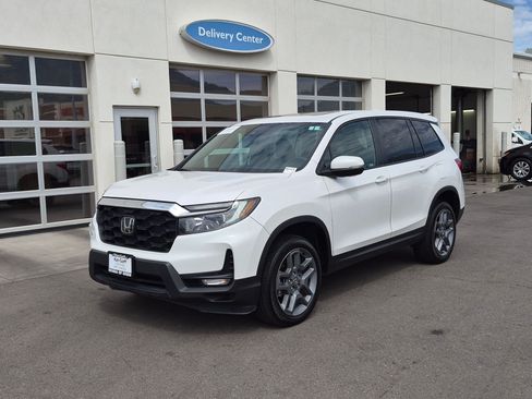Used 2023 Honda Passport EX-L image 11