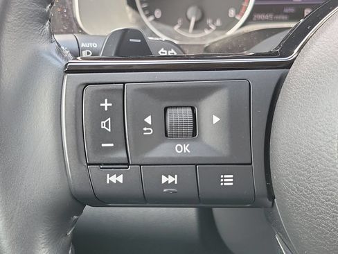 Used 2023 Nissan Pathfinder SL AWD/4WD image 28