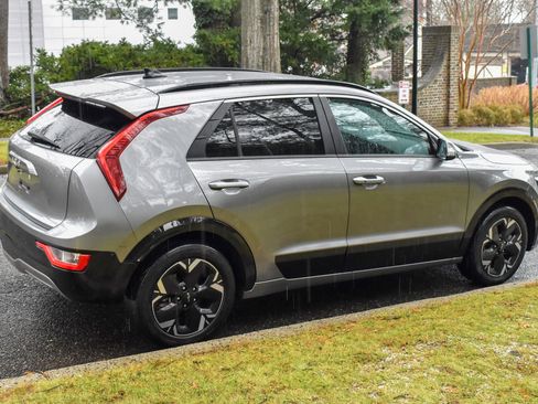 Used 2023 Kia Niro Wind image 8