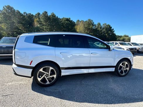 New 2026 Hyundai Ioniq 9 Calligraphy image 6