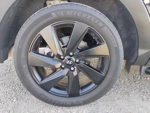 Used 2023 Hyundai Santa Cruz Night image 17