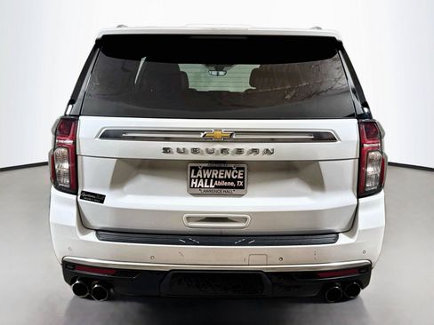 Used 2022 Chevrolet Suburban High Country w/ Premium Package 2 AWD/4WD image 5