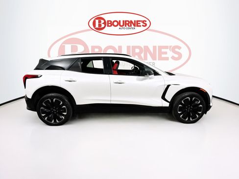 Used 2024 Chevrolet Blazer EV RS image 10