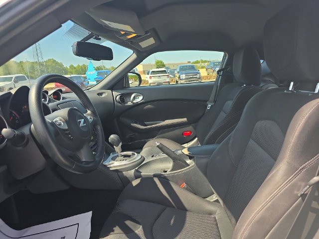 Used 2020 Nissan 370Z Coupe RWD image 14
