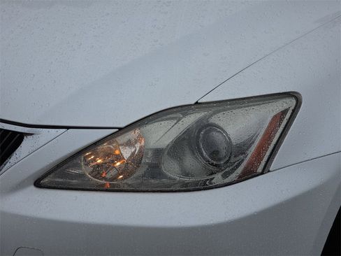 Used 2010 Lexus IS 250C image 37