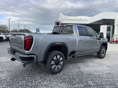 New 2026 GMC Sierra 2500 Denali w/ Denali Reserve Package AWD/4WD image 4