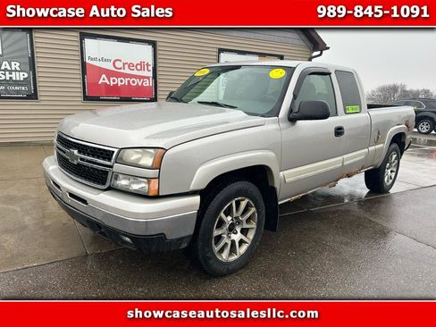 Used 2006 Chevrolet Silverado 1500 LT w/ Light Duty Power Package image 1