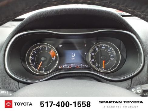 Used 2019 Jeep Cherokee Limited w/ Technology Group image 18