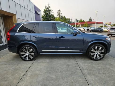 Certified 2024 Volvo XC90 T8 Plus w/ Protection Package Premier AWD/4WD image 4