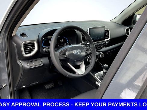 Used 2026 Hyundai Venue SEL FWD image 10