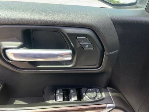 Used 2021 Chevrolet Silverado 1500 LT Trail Boss w/ Bed Protection Package AWD/4WD image 17