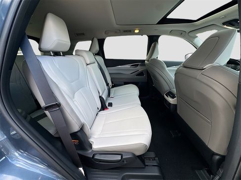 Used 2026 INFINITI QX60 Luxe w/ Cargo Package image 31