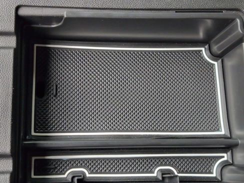 Used 2023 Chevrolet Blazer Premier w/ Driver Confidence II Package FWD image 23