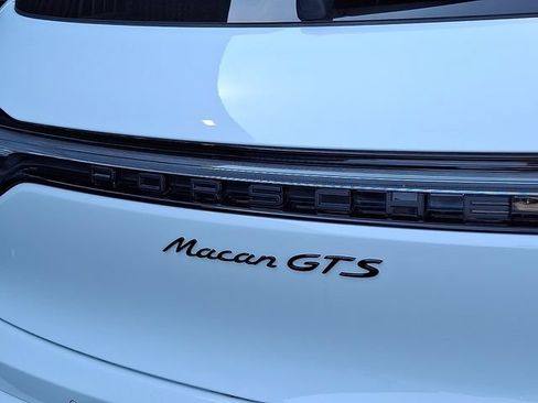 Certified 2025 Porsche Macan GTS AWD/4WD image 34