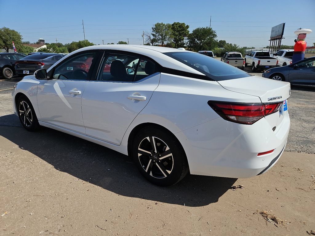 Used 2024 Nissan Sentra SV FWD image 7
