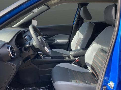 Used 2024 Nissan Kicks SR w/ SR Premium Package FWD image 9