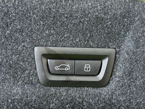 Used 2024 BMW M3 Competition w/ Executive Package image 19