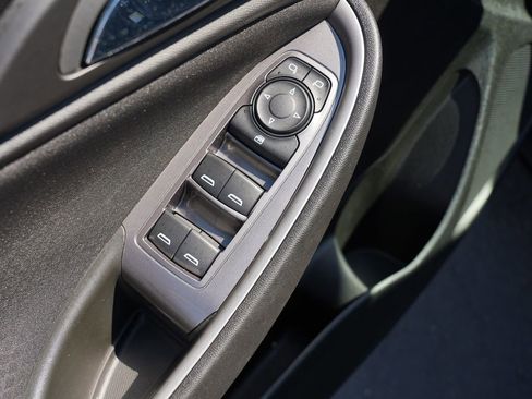Used 2020 Chevrolet Malibu LS FWD image 16