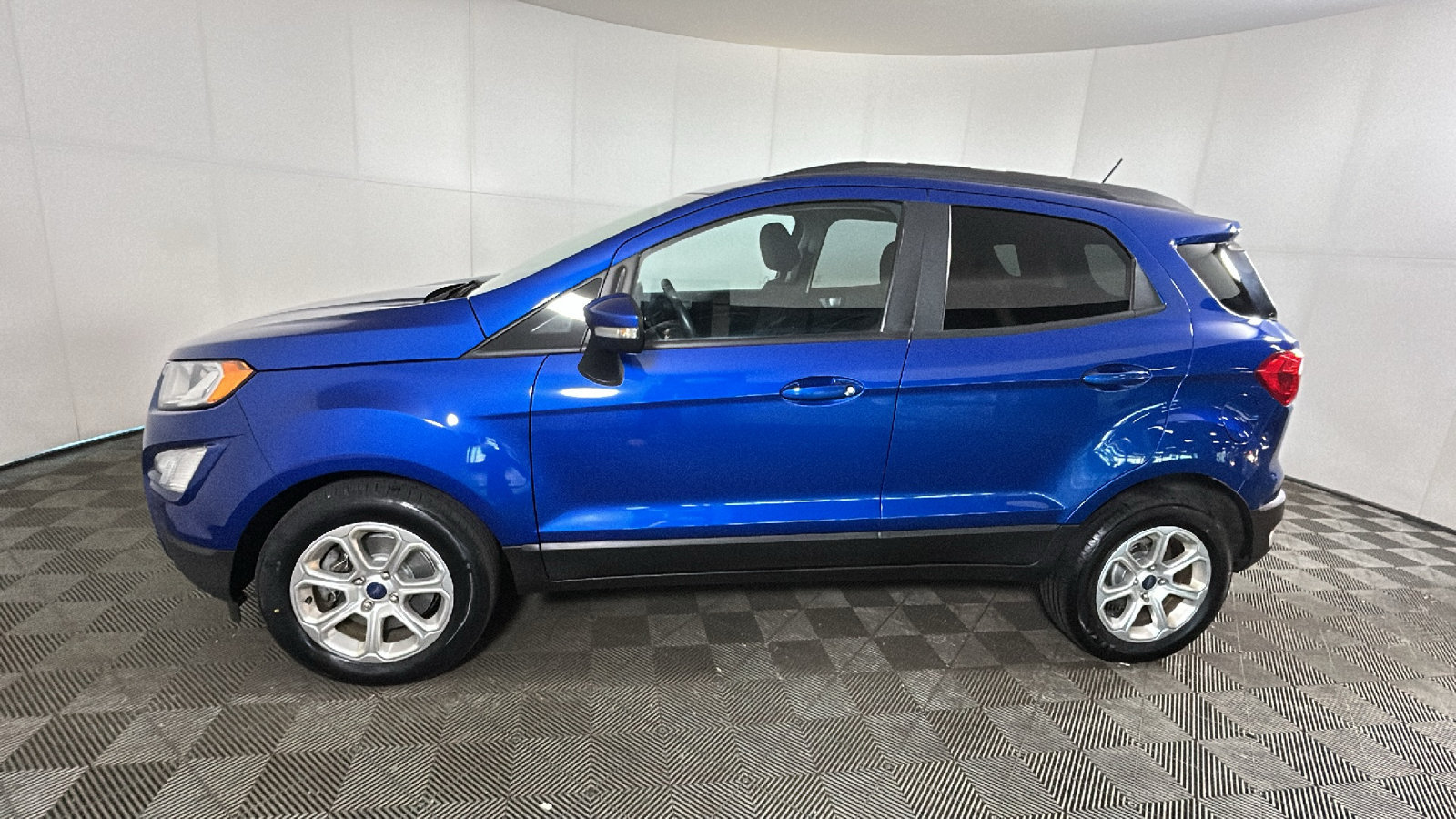 Used 2020 Ford EcoSport SE FWD image 6
