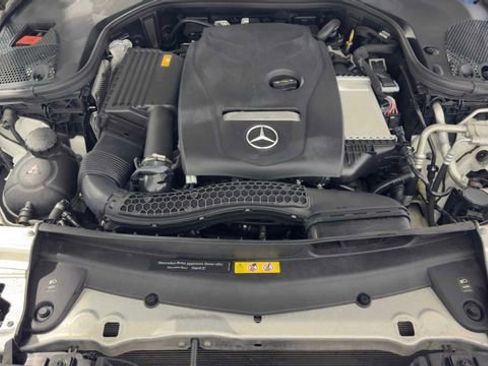 Used 2019 Mercedes-Benz E 300 image 37