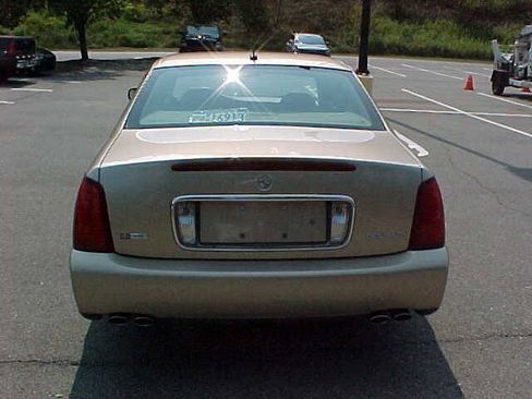 Used 2005 Cadillac De Ville FWD image 10
