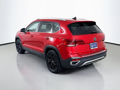Certified 2023 Volkswagen Taos SE w/ Panoramic Sunroof Package AWD/4WD image 3