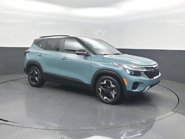 Used 2025 Kia Seltos S FWD image 29