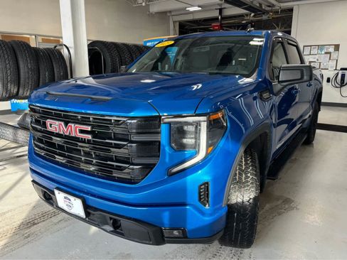 Used 2023 GMC Sierra 1500 Elevation w/ X31 Off-Road Package image 5