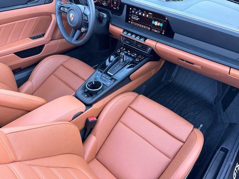 Certified 2025 Porsche 911 Carrera GTS image 19