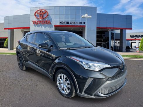 Used 2021 Toyota C-HR LE image 1
