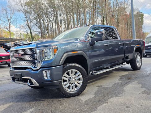 Used 2020 GMC Sierra 3500 Denali image 3