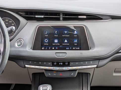 Used 2019 Cadillac XT4 Premium Luxury w/ Cold Weather Package FWD image 19