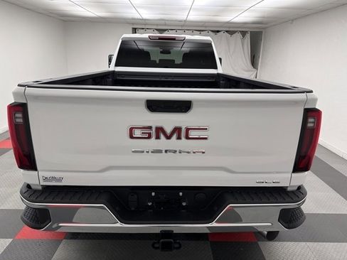 New 2026 GMC Sierra 3500 SLE w/ SLE Value Package image 5