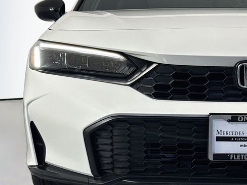 Used 2025 Honda Civic Sport image 14