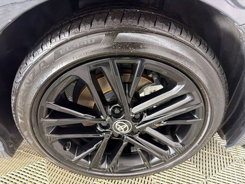 Used 2025 Toyota Camry SE image 12