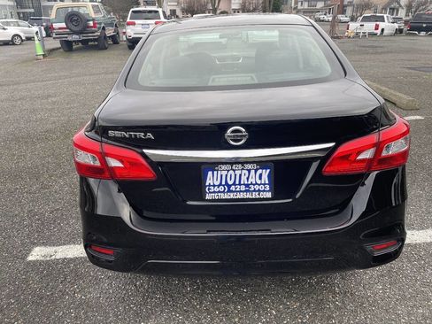 Used 2018 Nissan Sentra S image 3