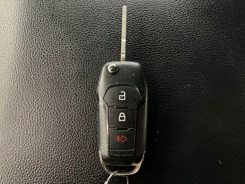 Certified 2022 Ford F150 XL w/ STX Appearance Package image 33