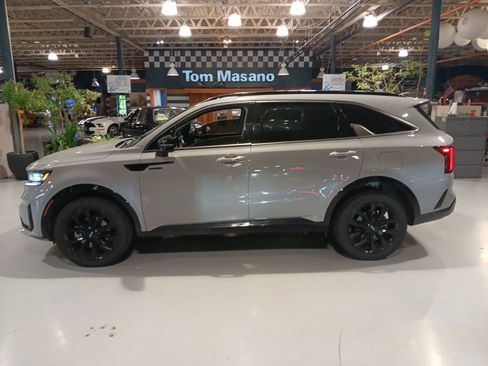 Used 2022 Kia Sorento SX AWD/4WD image 15