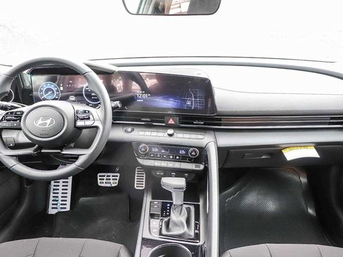 New 2026 Hyundai Elantra Sport FWD image 14
