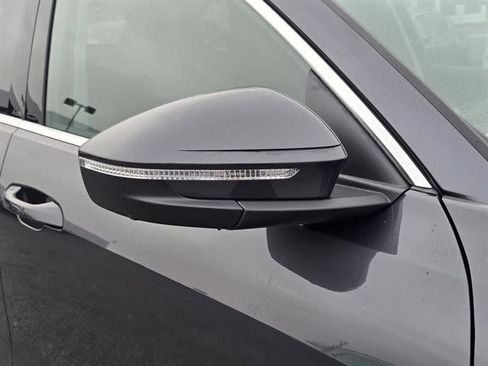 Used 2025 Audi Q5 Premium Plus image 31