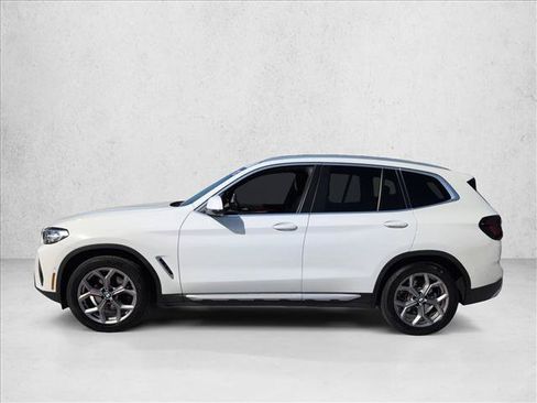 Used 2023 BMW X3 sDrive30i w/ Premium Package w/ZPA RWD image 9