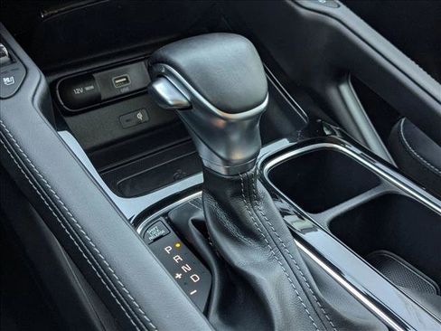 Used 2021 Kia Telluride SX w/ SX Prestige Package image 11