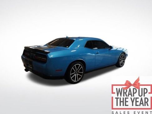 Used 2023 Dodge Challenger GT w/ Plus Package image 27