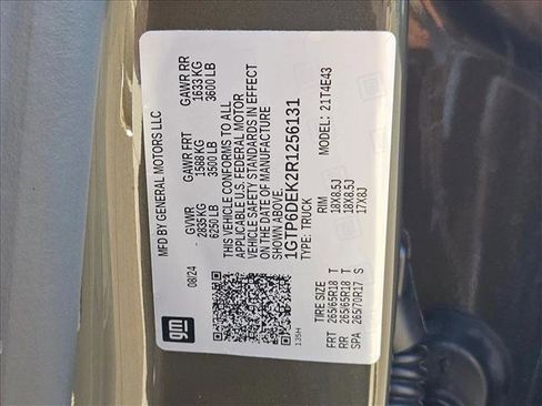 Used 2024 GMC Canyon AT4 image 25