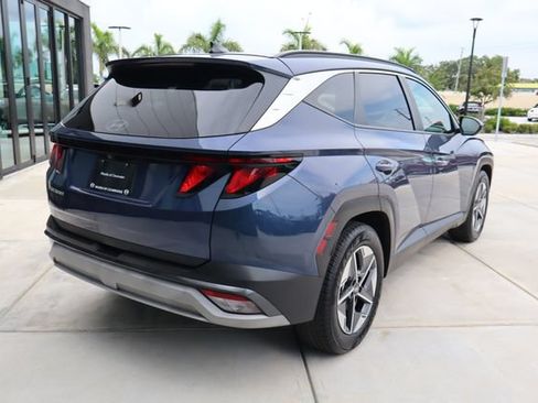 Used 2025 Hyundai Tucson SEL FWD image 3