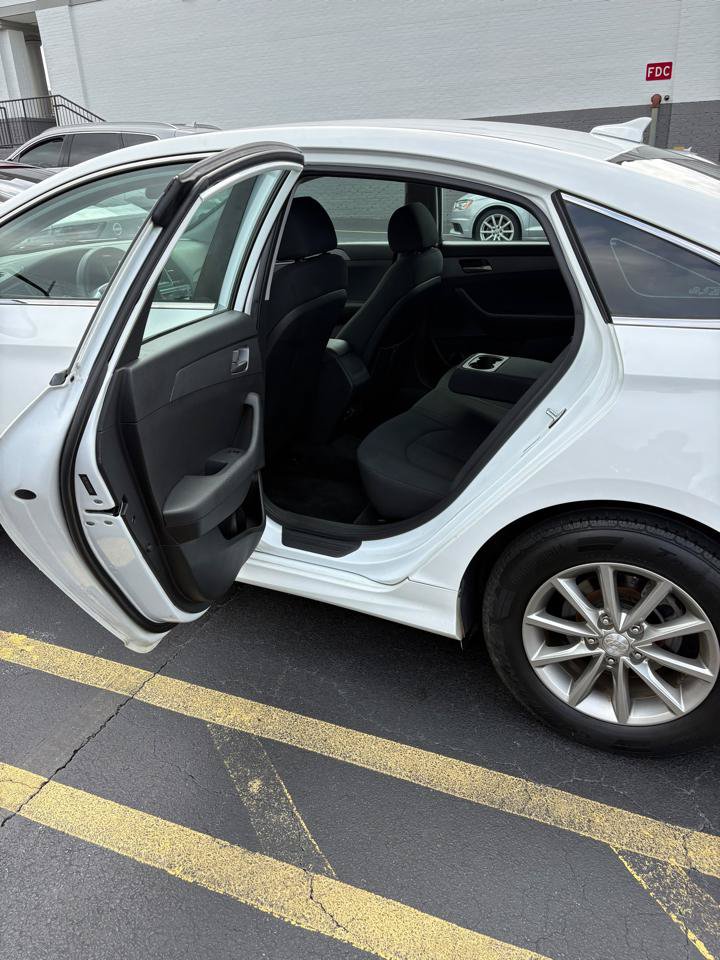 Used 2019 Hyundai Sonata SE FWD image 12