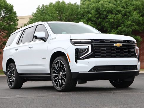 New 2026 Chevrolet Tahoe High Country AWD/4WD image 1